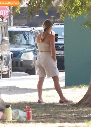 Hilary Duff photo #0301