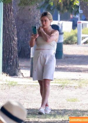 Hilary Duff photo #0309