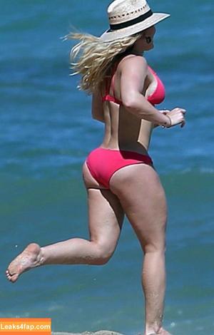 Hilary Duff photo #0331