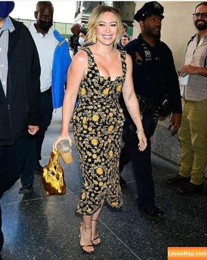 Hilary Duff photo #0343
