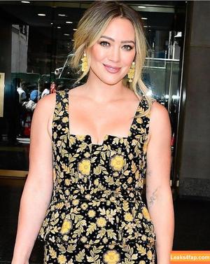 Hilary Duff photo #0345