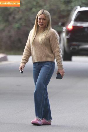 Hilary Duff photo #0375