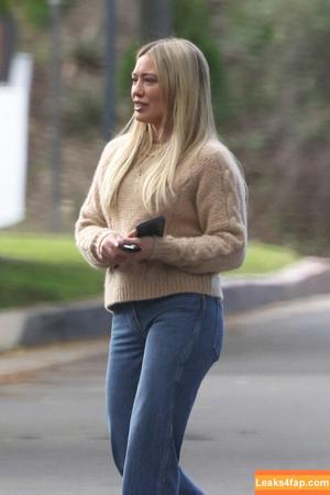 Hilary Duff photo #0377