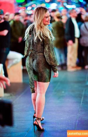 Hilary Duff photo #0536