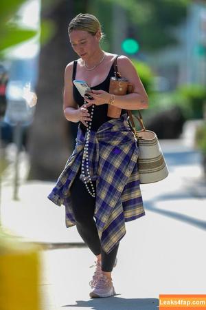 Hilary Duff photo #0554