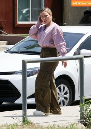 Hilary Duff photo #0561