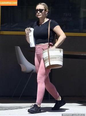 Hilary Duff photo #0612