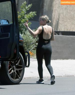 Hilary Duff photo #0638