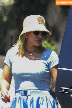 Hilary Duff photo #0669