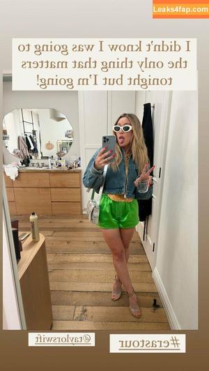 Hilary Duff photo #0686