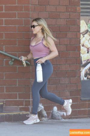 Hilary Duff photo #0690
