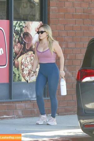 Hilary Duff photo #0695