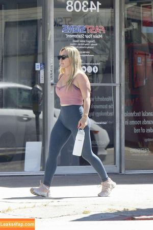 Hilary Duff photo #0697