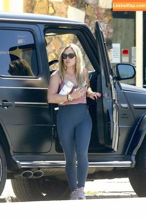 Hilary Duff photo #0707