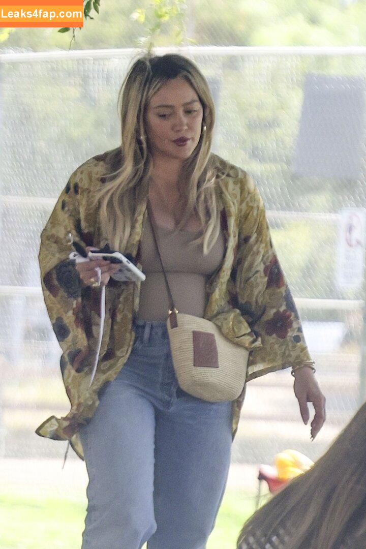 Hilary Duff / hilaryduff / kylanharv leaked photo photo #1051