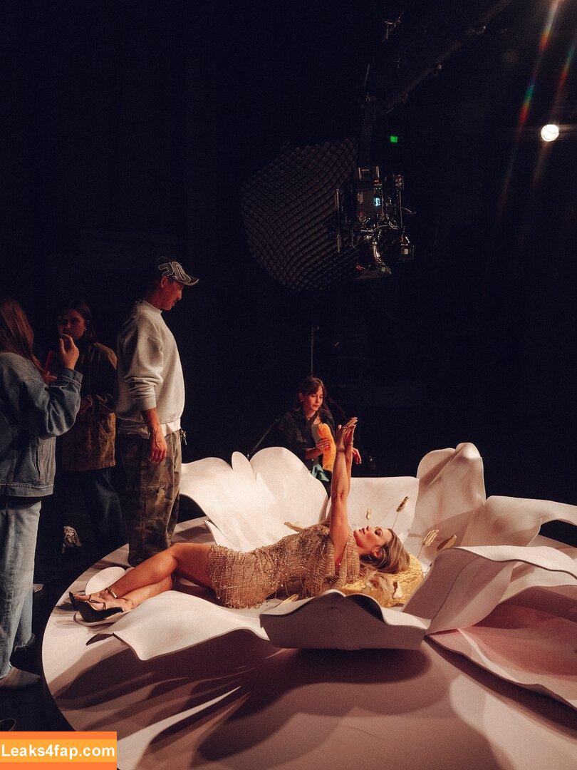 Hilary Duff / hilaryduff leaked photo photo #1217