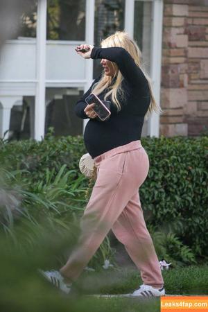 Hilary Duff photo #1021