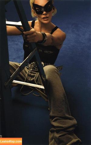 Hilary Duff photo #1297