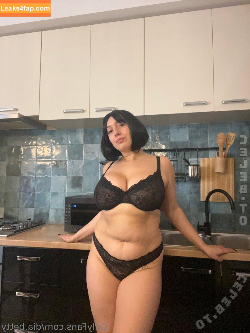 Hilda Schmidt / hilda.schm.of / hildaschmidt слитое фото фото #0050