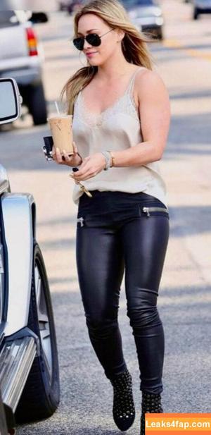 Hillary Duff фото #0366