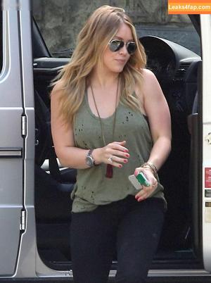 Hillary Duff фото #0381