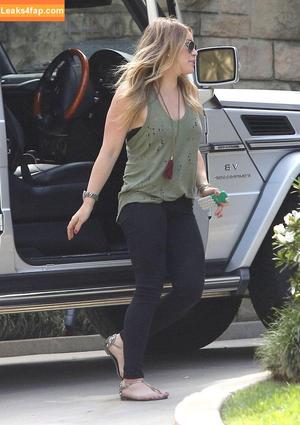 Hillary Duff фото #0395