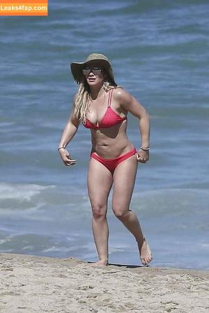 Hillary Duff фото #0399