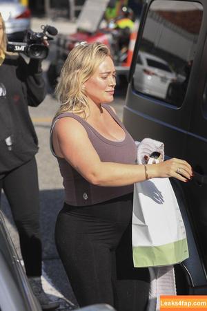 Hillary Duff фото #0419