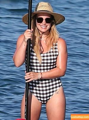 Hillary Duff photo #0527