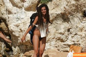 Hippiegirl photo #0018