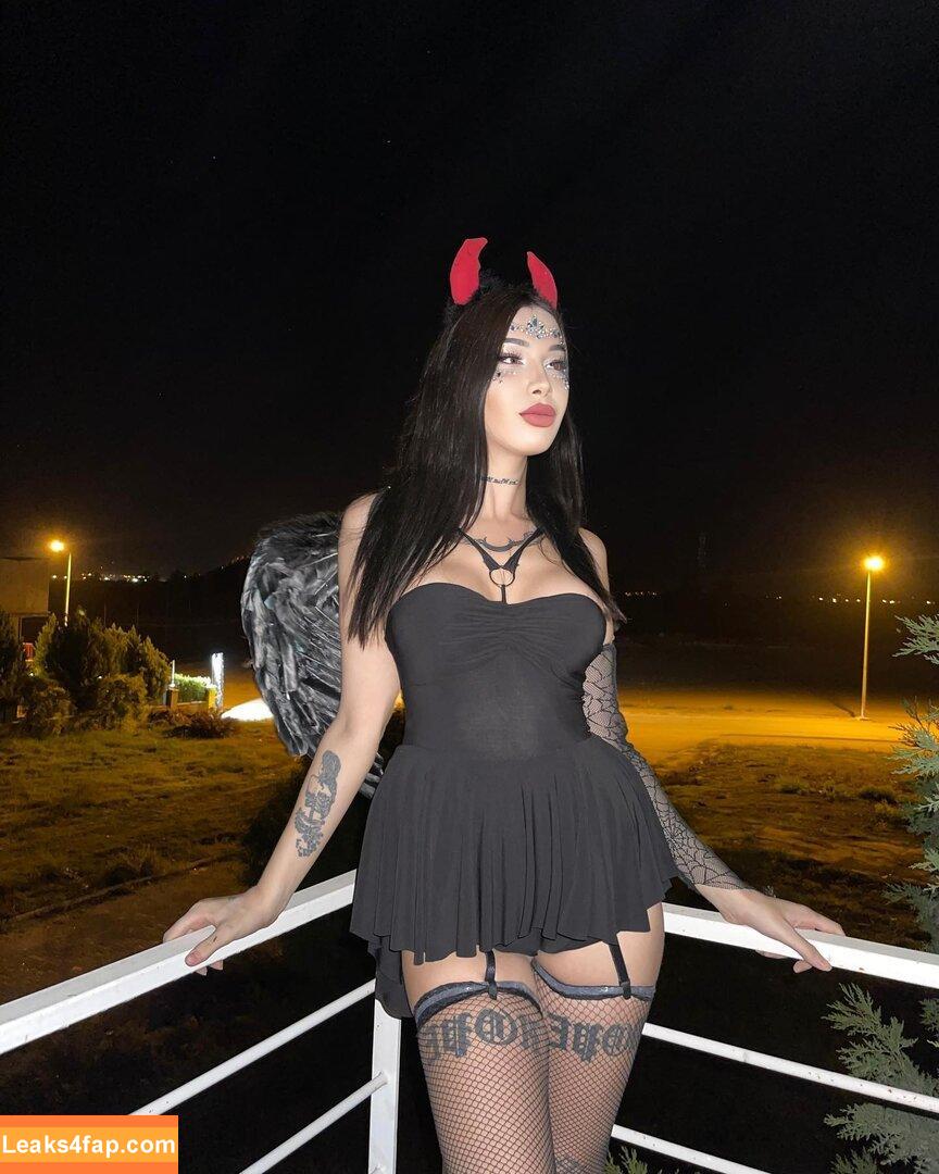 Hira Balci / hirabalci / hiralci leaked photo photo #0012