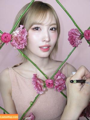 Hirai Momo photo #0082