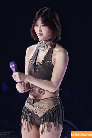 Hirai Momo фото #0093