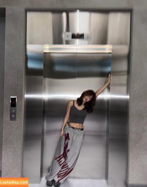 Hirai Momo photo #0123