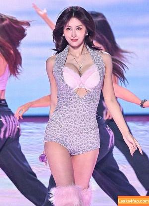 Hirai Momo photo #0145