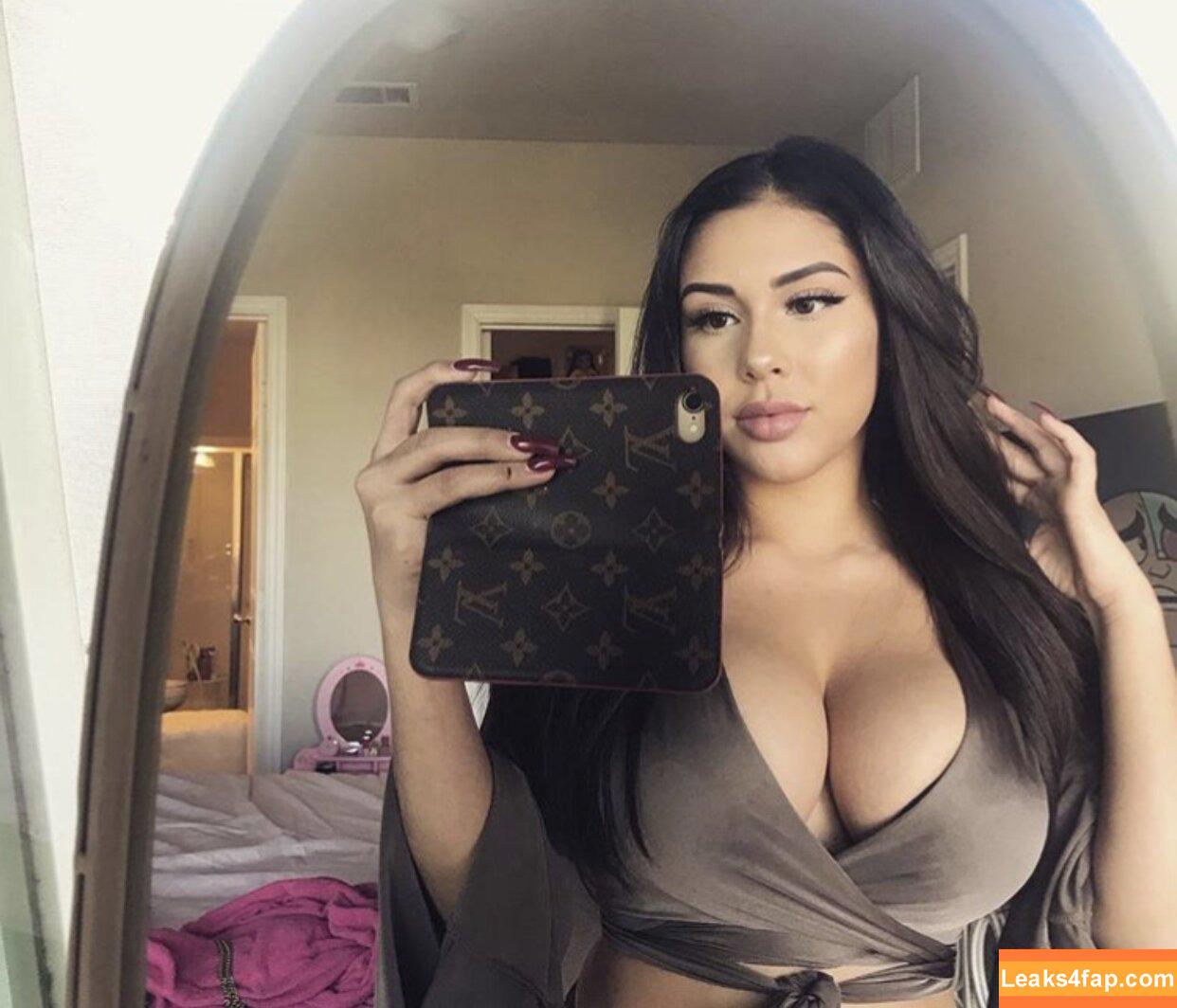 Hispanic / Latina Women / dianaMriveraa / dianamrivera_ / dianariveraa слитое фото фото #0081