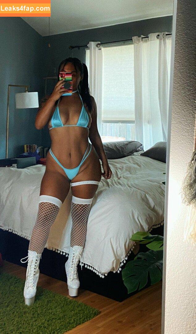 Hispanic / Latina Women / dianaMriveraa / dianamrivera_ / dianariveraa leaked photo photo #0223