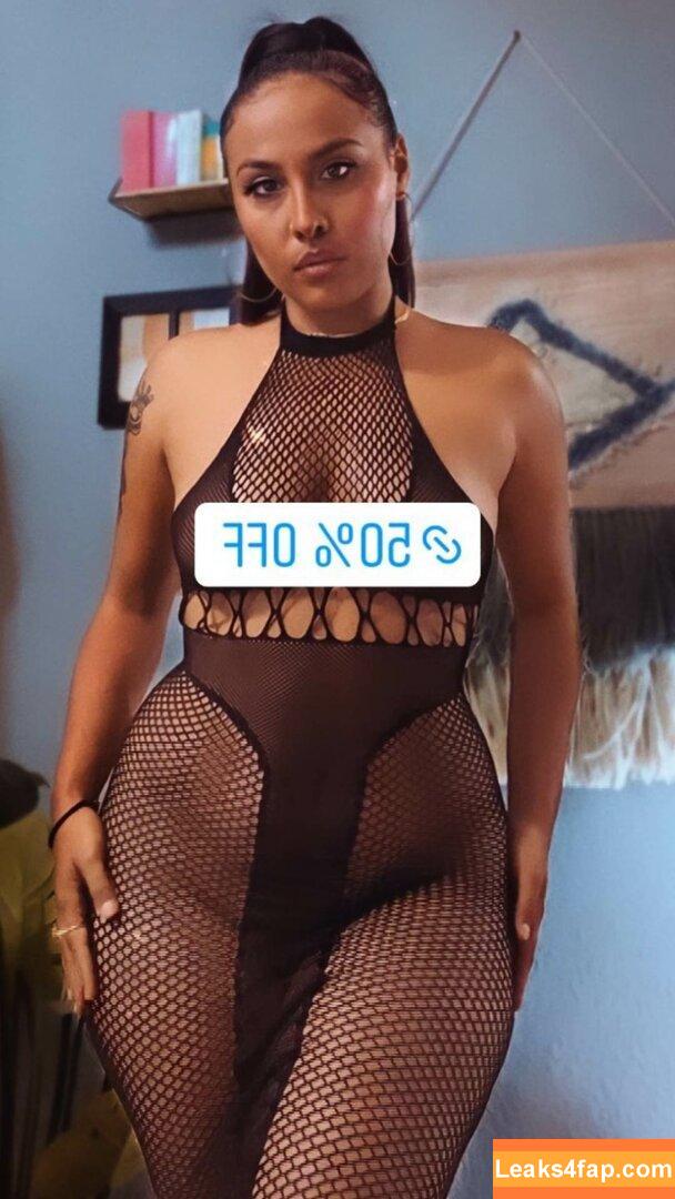 Hispanic / Latina Women / dianaMriveraa / dianamrivera_ / dianariveraa leaked photo photo #0227