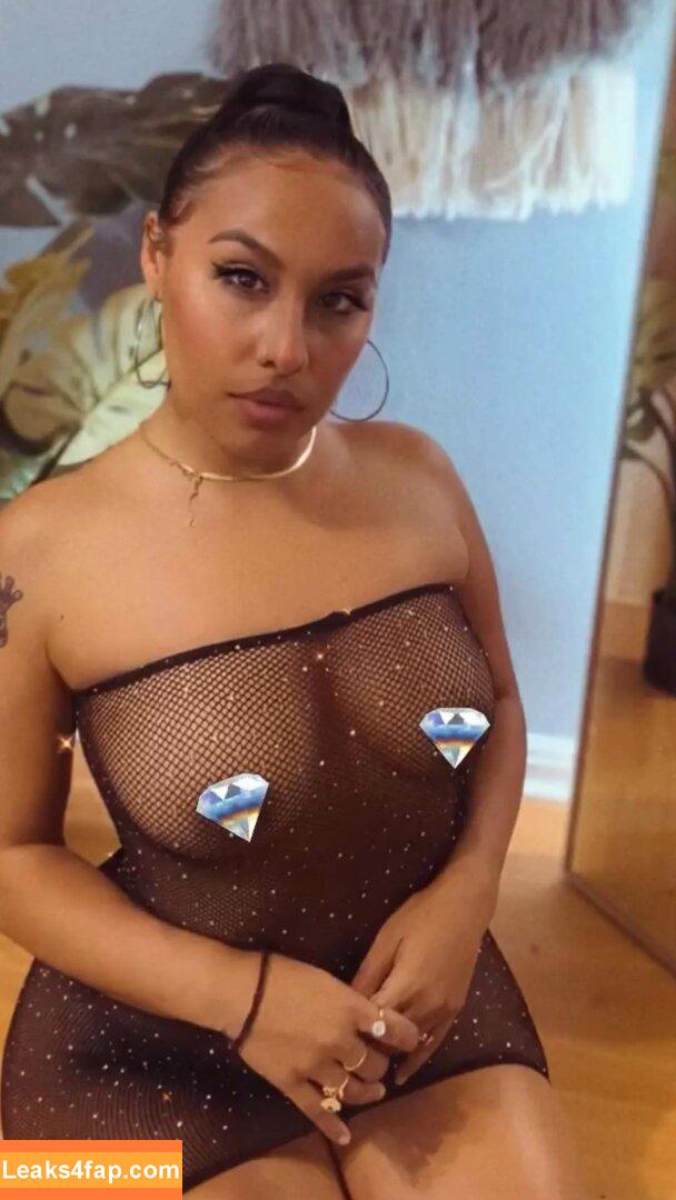 Hispanic / Latina Women / dianaMriveraa / dianamrivera_ / dianariveraa leaked photo photo #0228