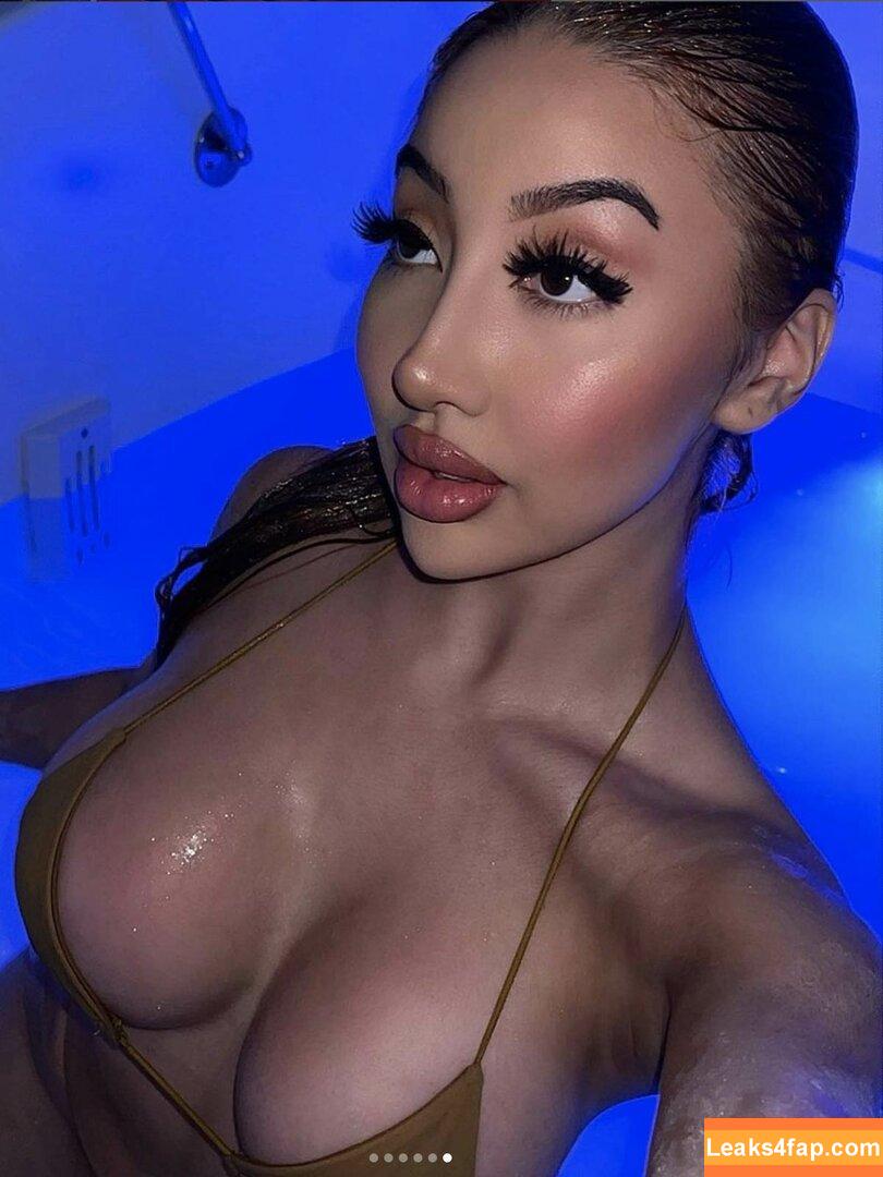 Hispanic / Latina Women / dianaMriveraa / dianamrivera_ / dianariveraa leaked photo photo #0250