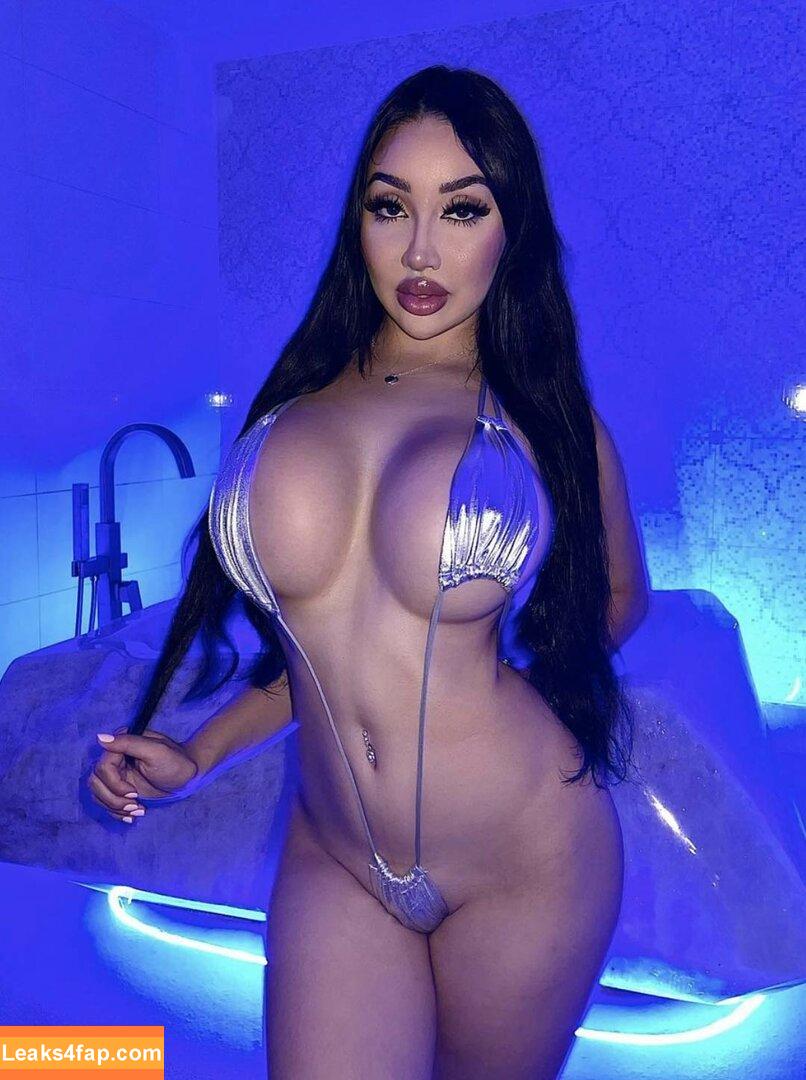 Hispanic / Latina Women leaked photo photo #0541