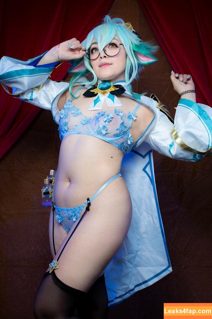 Hitomi Locks / hitomi_locksofficial leaked photo photo #0311