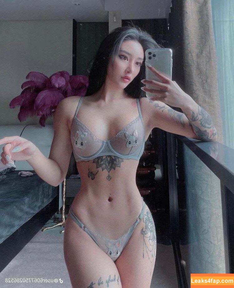 Hitomi Songyuxin / Lindsay78690789 / i_am_hitomi_1994 / songyuxinhitomi leaked photo photo #0113