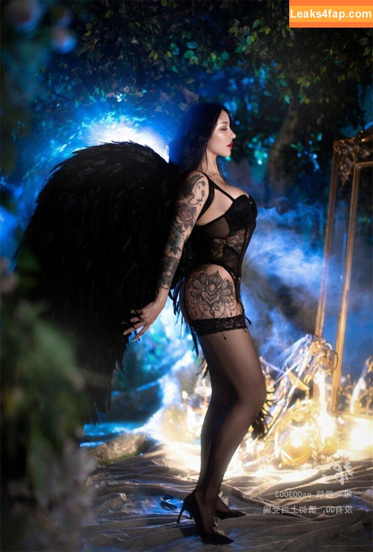 Hitomi Songyuxin / Lindsay78690789 / i_am_hitomi_1994 / songyuxinhitomi leaked photo photo #1001