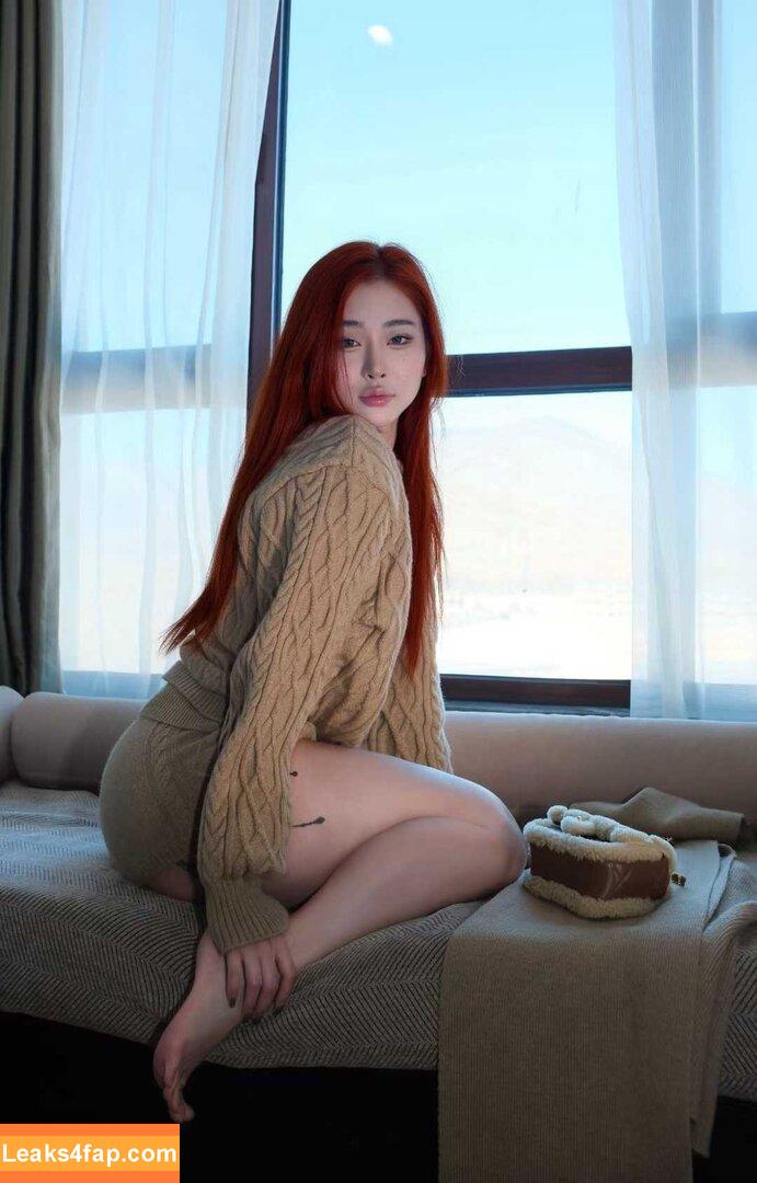 Hitomi Songyuxin / Lindsay78690789 / i_am_hitomi_1994 / songyuxinhitomi слитое фото фото #1085