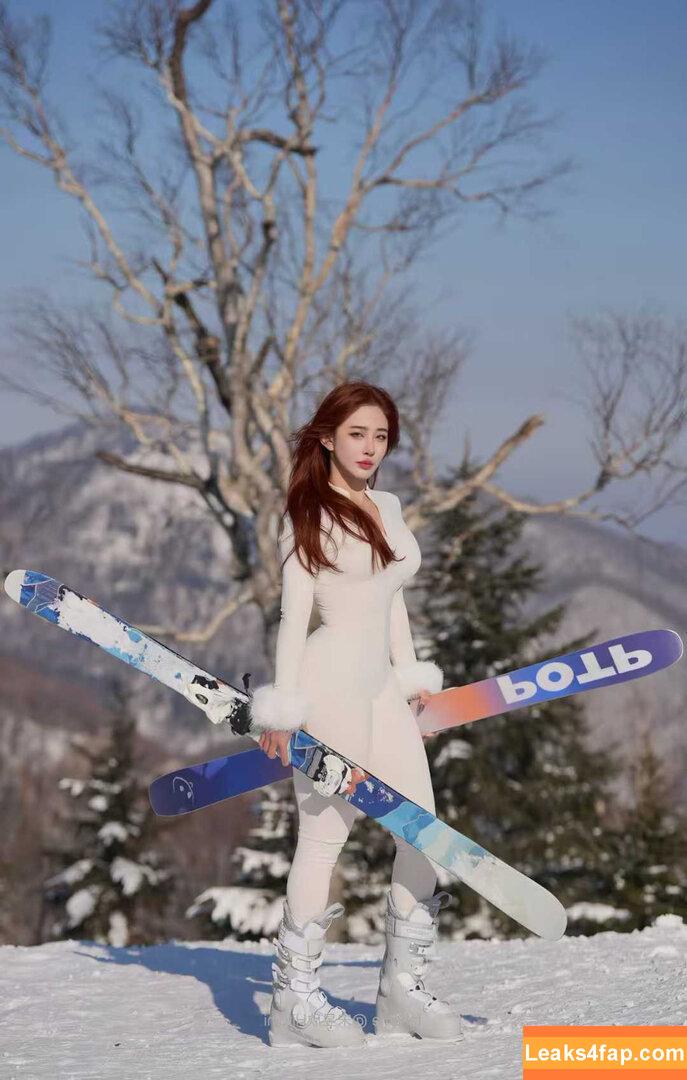 Hitomi Songyuxin / Lindsay78690789 / i_am_hitomi_1994 / songyuxinhitomi leaked photo photo #1094