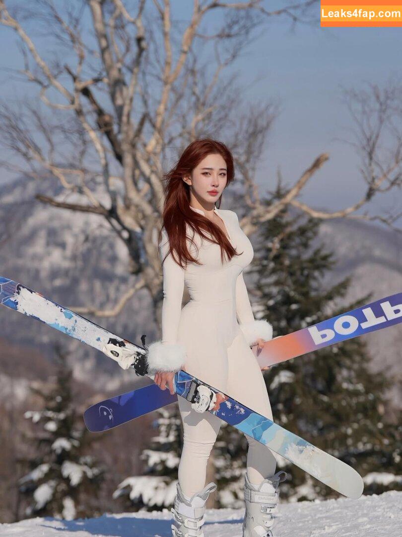 Hitomi Songyuxin / Lindsay78690789 / i_am_hitomi_1994 / songyuxinhitomi leaked photo photo #1115