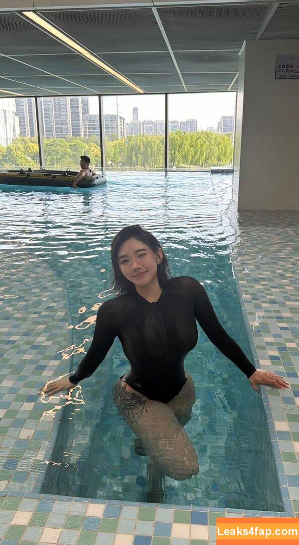 Hitomi Songyuxin / Lindsay78690789 / i_am_hitomi_1994 / songyuxinhitomi leaked photo photo #1132