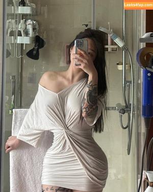 Hitomi Songyuxin photo #1025