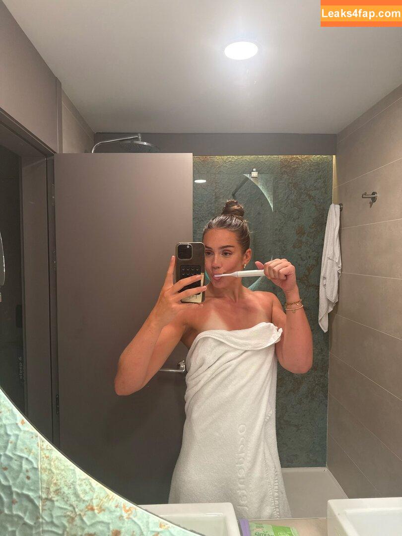 Holly Aitchison / hollyaitchison_ leaked photo photo #0015
